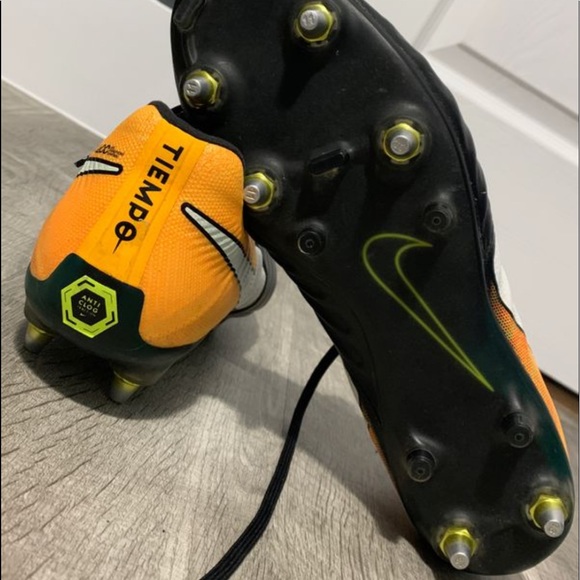 nike tiempo legend anti clog